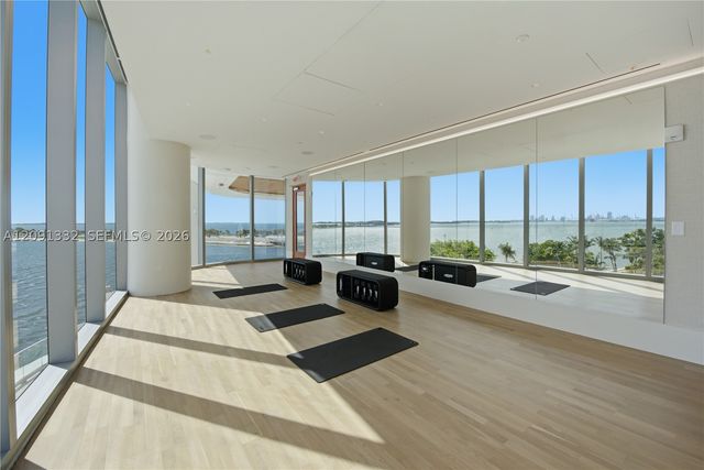 175 SE 25th Rd 3302, Miami, FL 33129