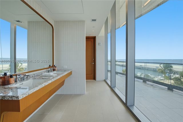 175 SE 25th Rd 3302, Miami, FL 33129