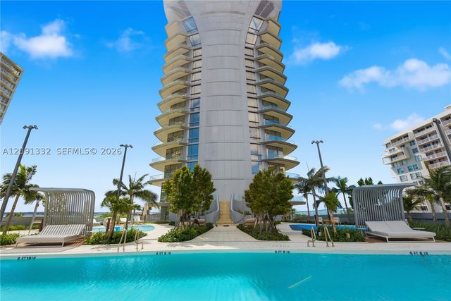 175 SE 25th Rd 3302, Miami, FL 33129