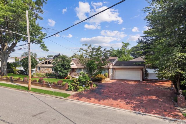 171 S Kensington Avenue, Rockville Centre, NY 11570