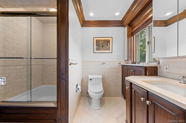 171 S Kensington Avenue, Rockville Centre, NY 11570