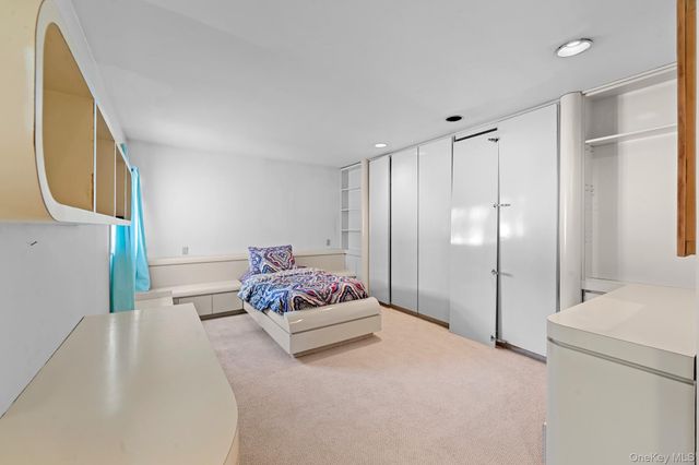 171 S Kensington Avenue, Rockville Centre, NY 11570