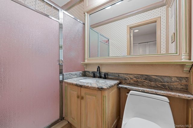 171 S Kensington Avenue, Rockville Centre, NY 11570