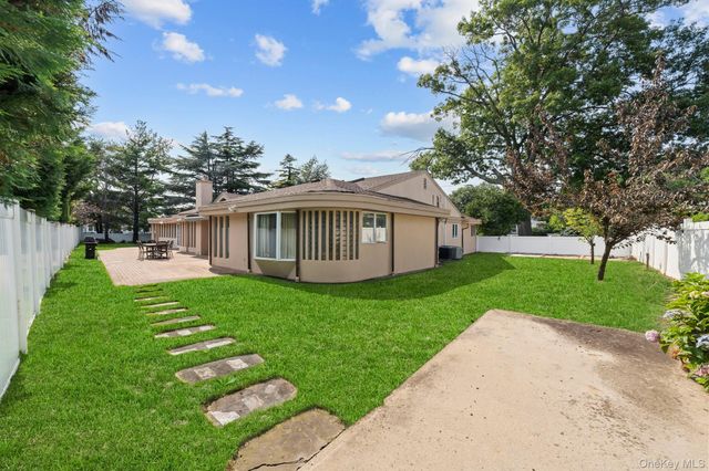 171 S Kensington Avenue, Rockville Centre, NY 11570