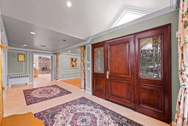 171 S Kensington Avenue, Rockville Centre, NY 11570