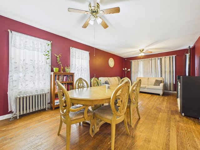 108 Hope St, New Bedford, MA 02745