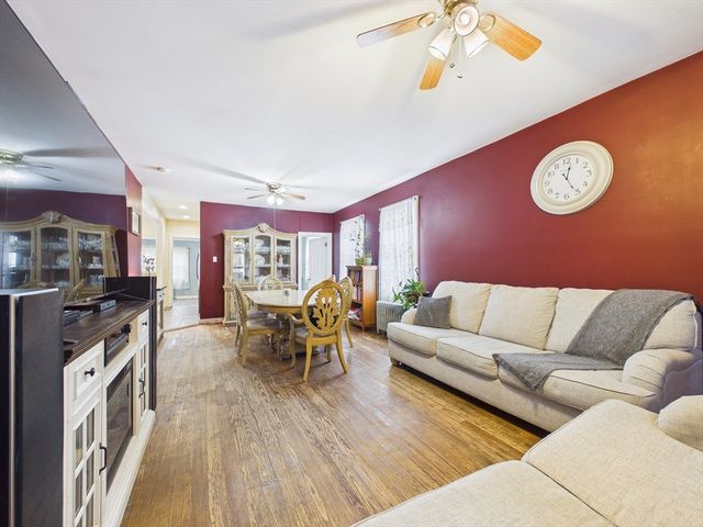 108 Hope St, New Bedford, MA 02745