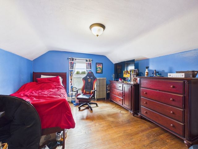 108 Hope St, New Bedford, MA 02745