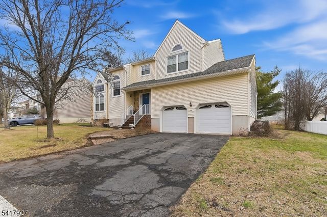 4 Crowel Rd, Hillsborough Twp., NJ 08844