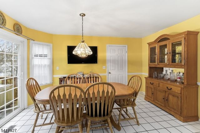 4 Crowel Rd, Hillsborough Twp., NJ 08844