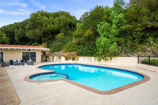 30104 Avenida Tranquila, Rancho Palos Verdes, CA 90275