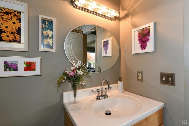 4139 Via La Paz, Napa, CA 94558