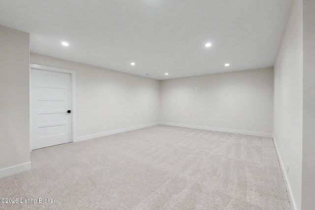 4007 Thomas Farm Dr, Louisville, KY 40299