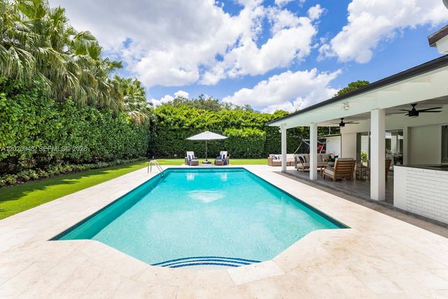 8200 SW 102nd St, Miami, FL 33156