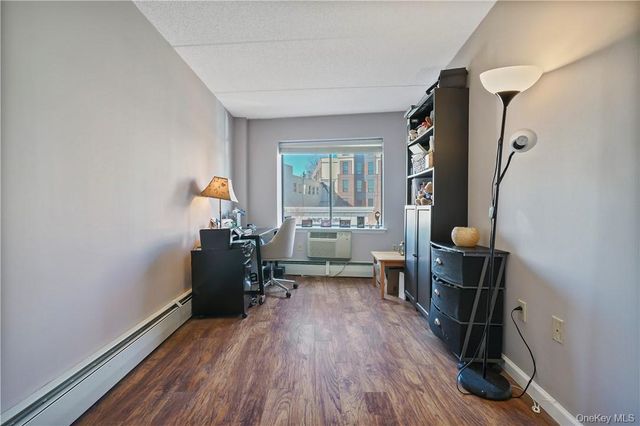 123 Mamaroneck Avenue 215, Mamaroneck, NY 10543