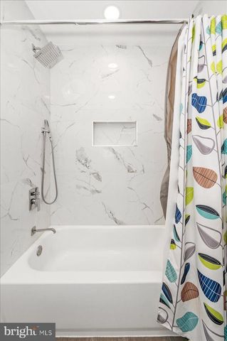 15825 GLACIER CT, North Potomac, MD 20878