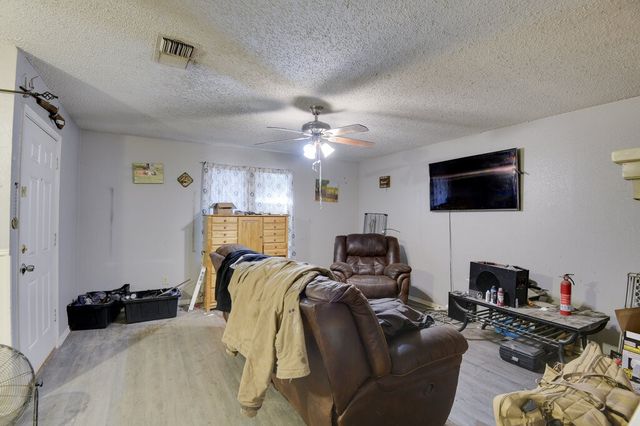 353 N Field Street, Burleson, TX 76028