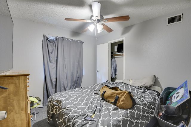 353 N Field Street, Burleson, TX 76028