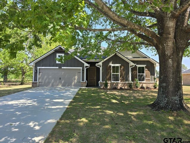 604 Kidd Drive, Chandler, TX 75758