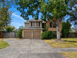 507 Welford Lane, Highlands, TX 77562