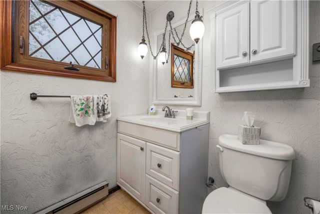 42820 Dellefield Road, Elyria, OH 44035