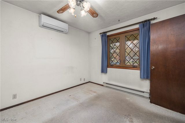 42820 Dellefield Road, Elyria, OH 44035