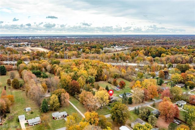 42820 Dellefield Road, Elyria, OH 44035