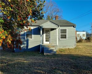 197 Spring Garden Circle, High Point, NC 27260