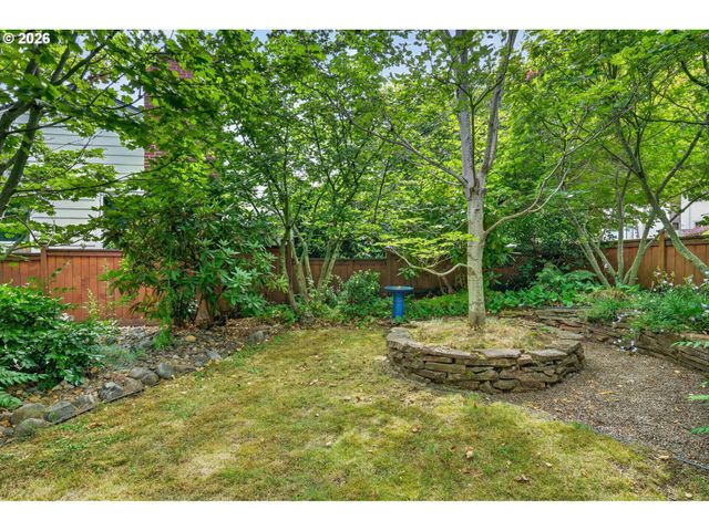 3607 Ne LIBERTY St, Portland, OR 97211