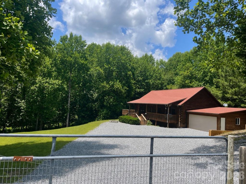 114 Woodstock Lane, Rutherfordton, NC 28139