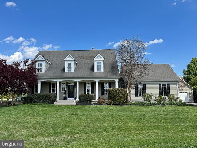 13214 GREENSTAFF LN, Lovettsville, VA 20180