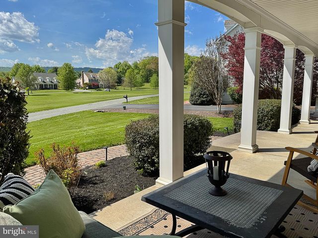 13214 GREENSTAFF LN, Lovettsville, VA 20180
