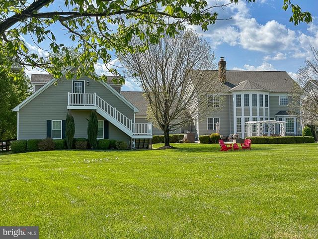 13214 GREENSTAFF LN, Lovettsville, VA 20180