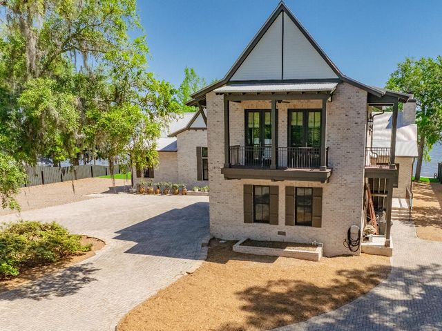 1570 Indian Woman Road, Santa Rosa Beach, FL 32459