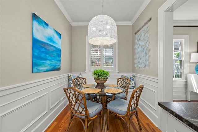 516 17TH AVENUE NE, St Petersburg, FL 33704