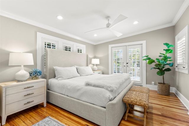 516 17TH AVENUE NE, St Petersburg, FL 33704