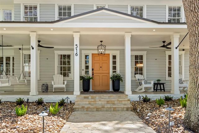 516 17TH AVENUE NE, St Petersburg, FL 33704