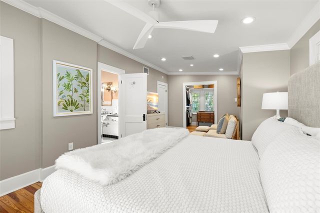 516 17TH AVENUE NE, St Petersburg, FL 33704