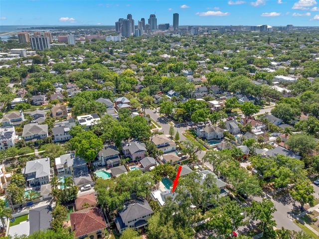 516 17TH AVENUE NE, St Petersburg, FL 33704