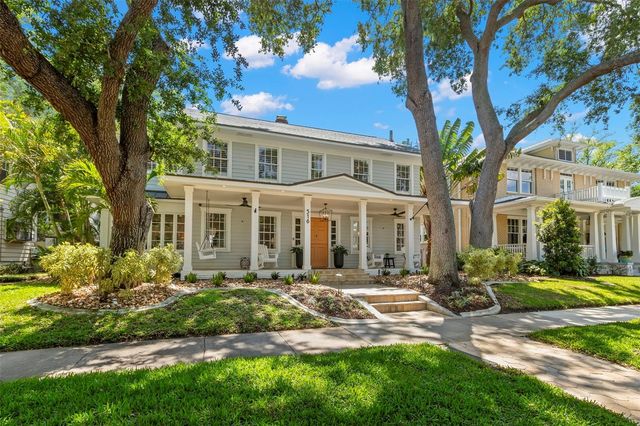 516 17TH AVENUE NE, St Petersburg, FL 33704