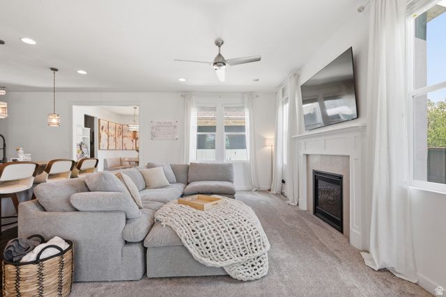 2069 W ORCHARD HARVEST DR, Kaysville, UT 84037