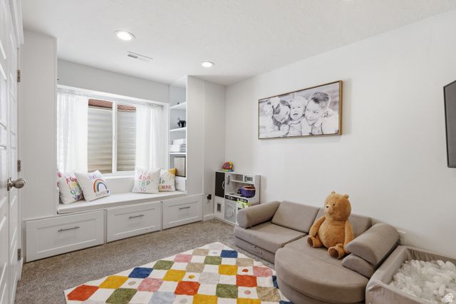 2069 W ORCHARD HARVEST DR, Kaysville, UT 84037