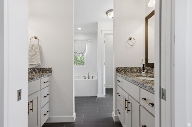 2069 W ORCHARD HARVEST DR, Kaysville, UT 84037