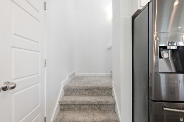2069 W ORCHARD HARVEST DR, Kaysville, UT 84037