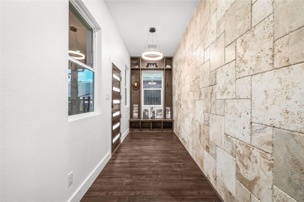 921 Bessie Street, Fort Worth, TX 76104 — photo 4