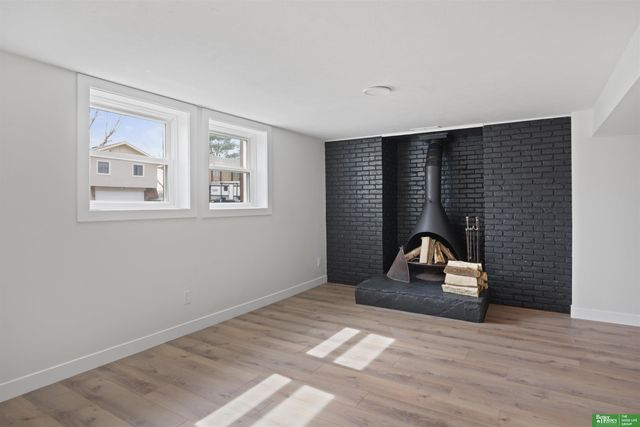 12230 Erskine Circle, Omaha, NE 68164