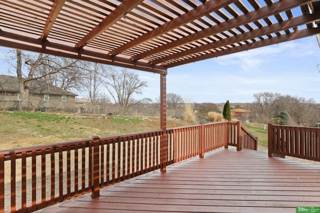 12230 Erskine Circle, Omaha, NE 68164