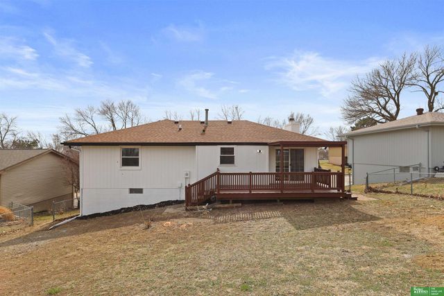 12230 Erskine Circle, Omaha, NE 68164