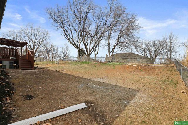 12230 Erskine Circle, Omaha, NE 68164