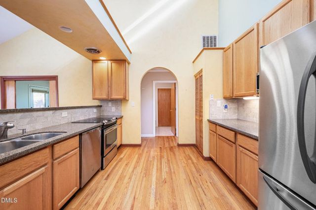 3153 Forest Knolls Drive, Chapel Hill, NC 27516